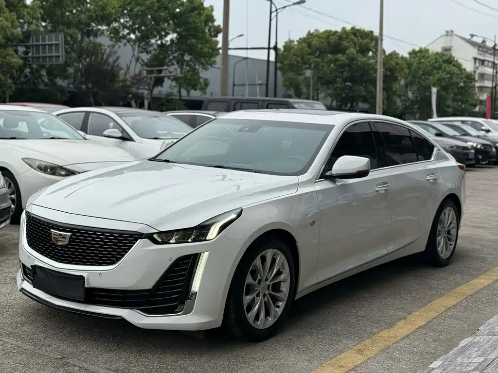 Cadillac CT5 2021 — фото 1