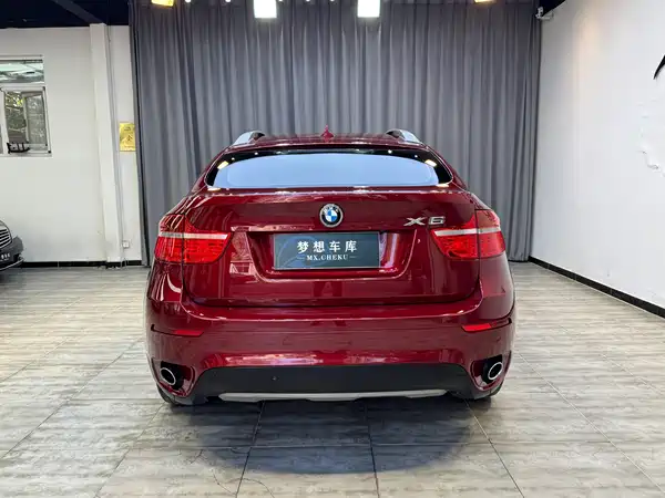 BMW X6 2011