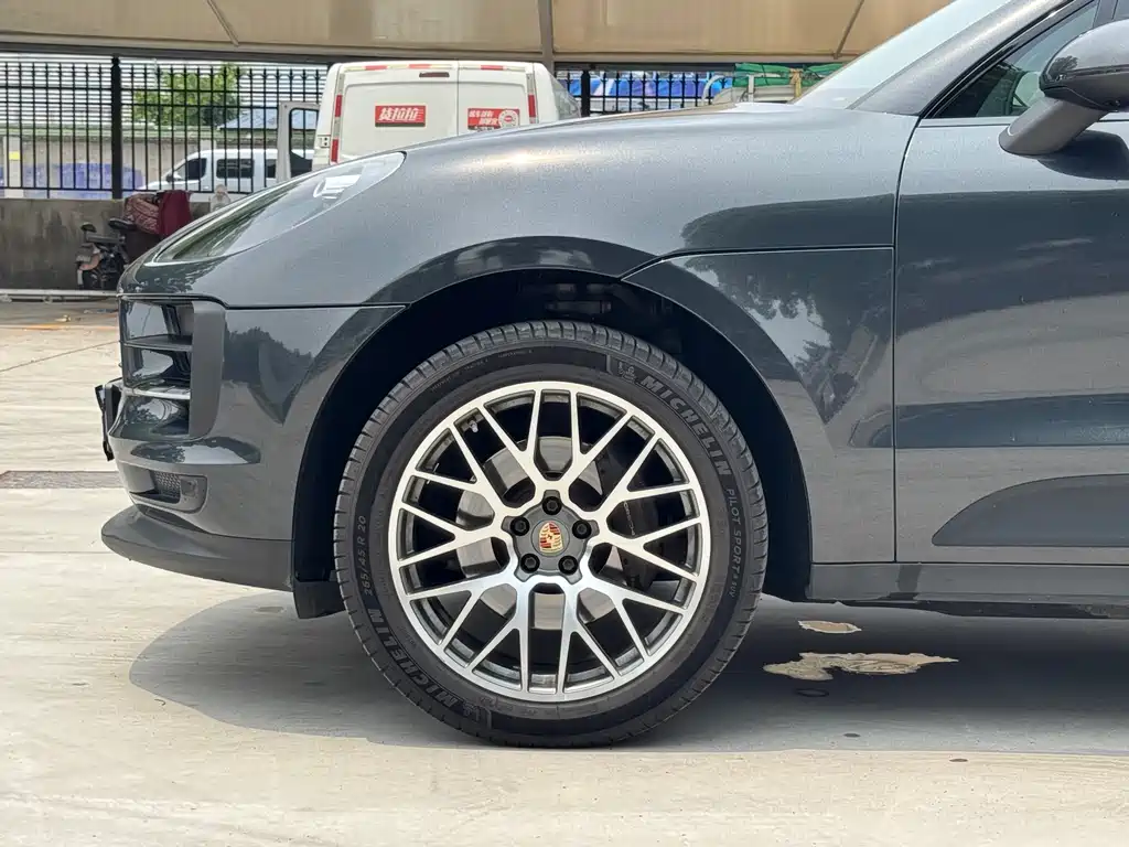 Porsche Macan 2020 — фото 3