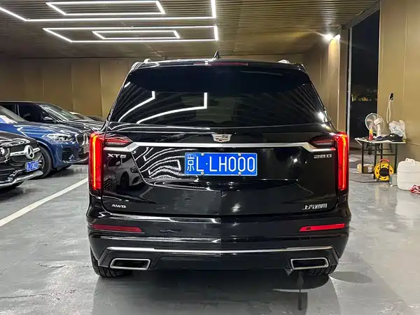 Cadillac XT6 2021