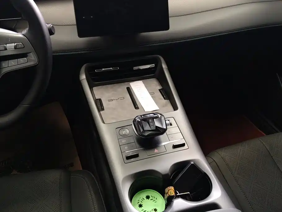 BYD Qin PLUS 2025 — фото 16