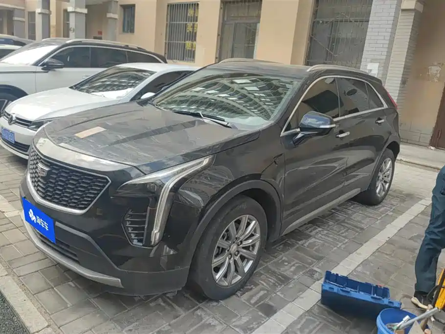 Cadillac XT4 2020 — фото 1