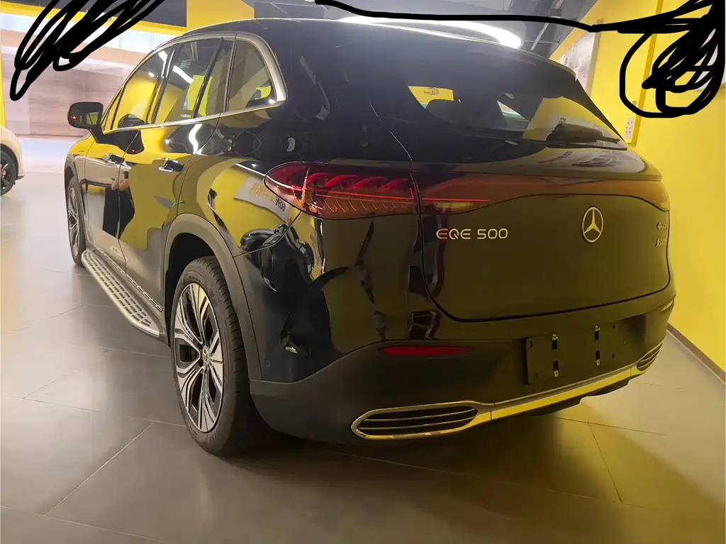 Mercedes-Benz EQE SUV 2025 — фото 14