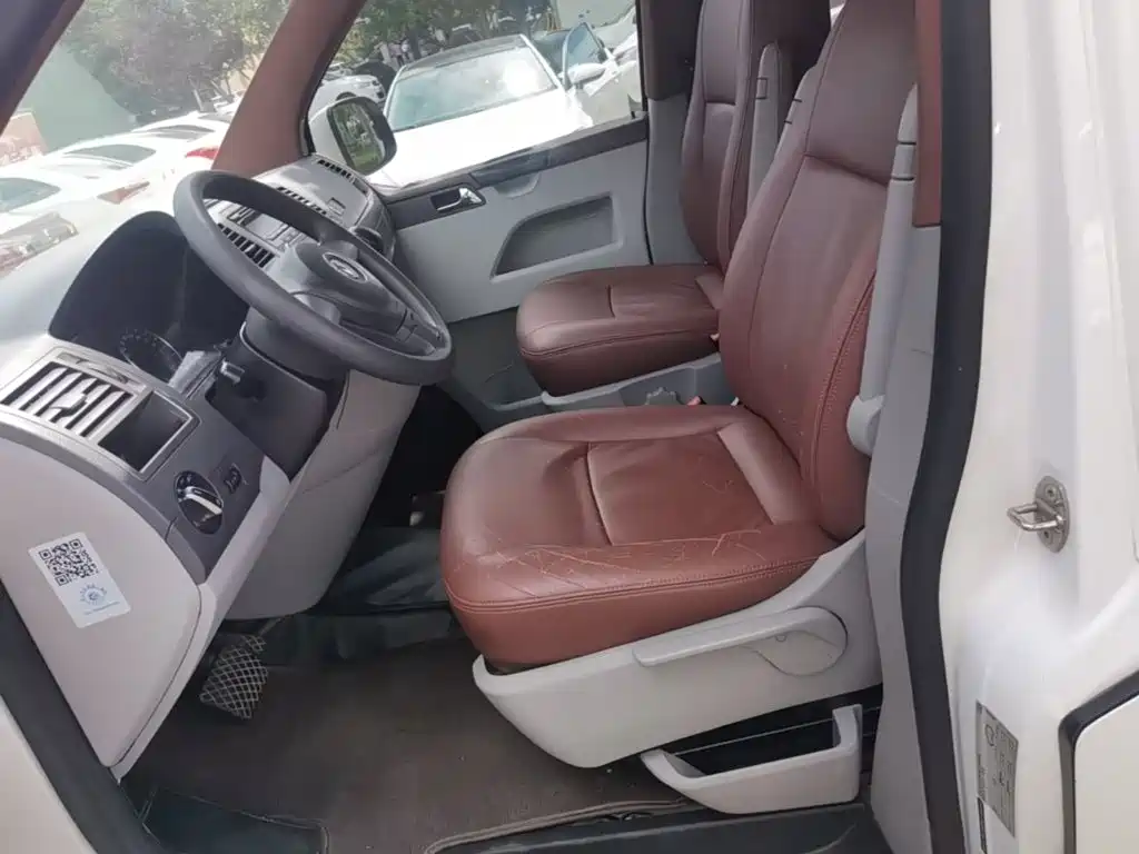 Volkswagen Caravelle 2015 — фото 15