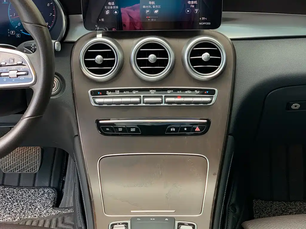 Mercedes-Benz GLC 2021 — фото 17