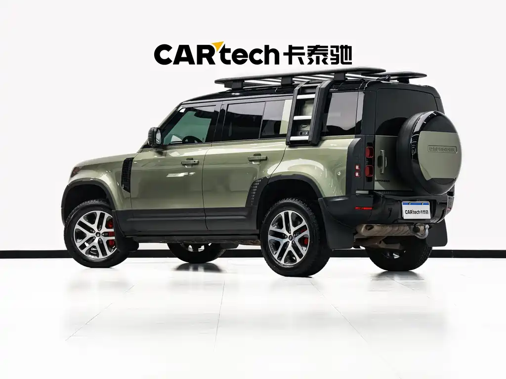 Land Rover Defender 2023 — фото 6