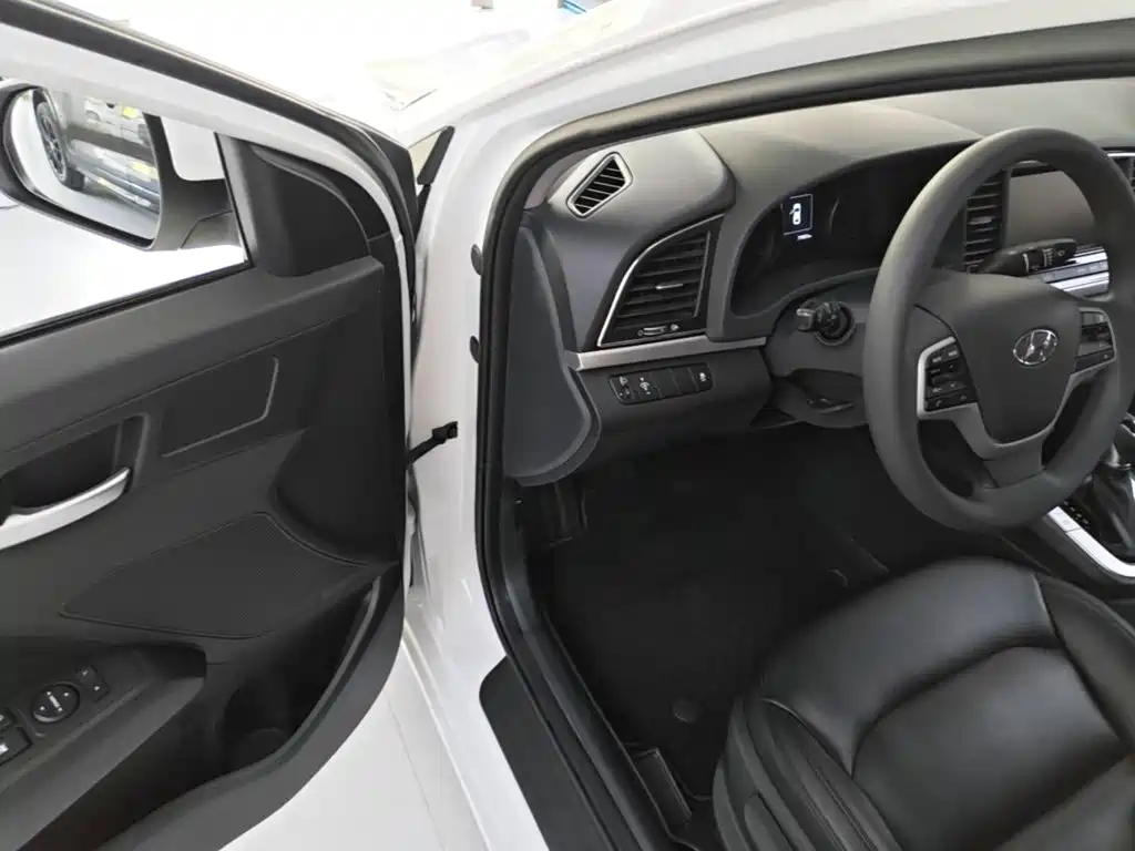 Hyundai Celesta 2018 — фото 16
