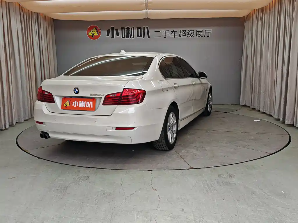 BMW 5 Series 2016 — фото 24