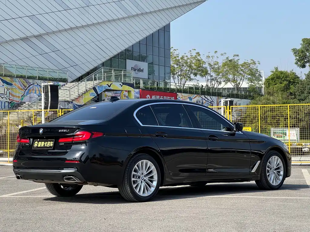 BMW 5 Series 2020