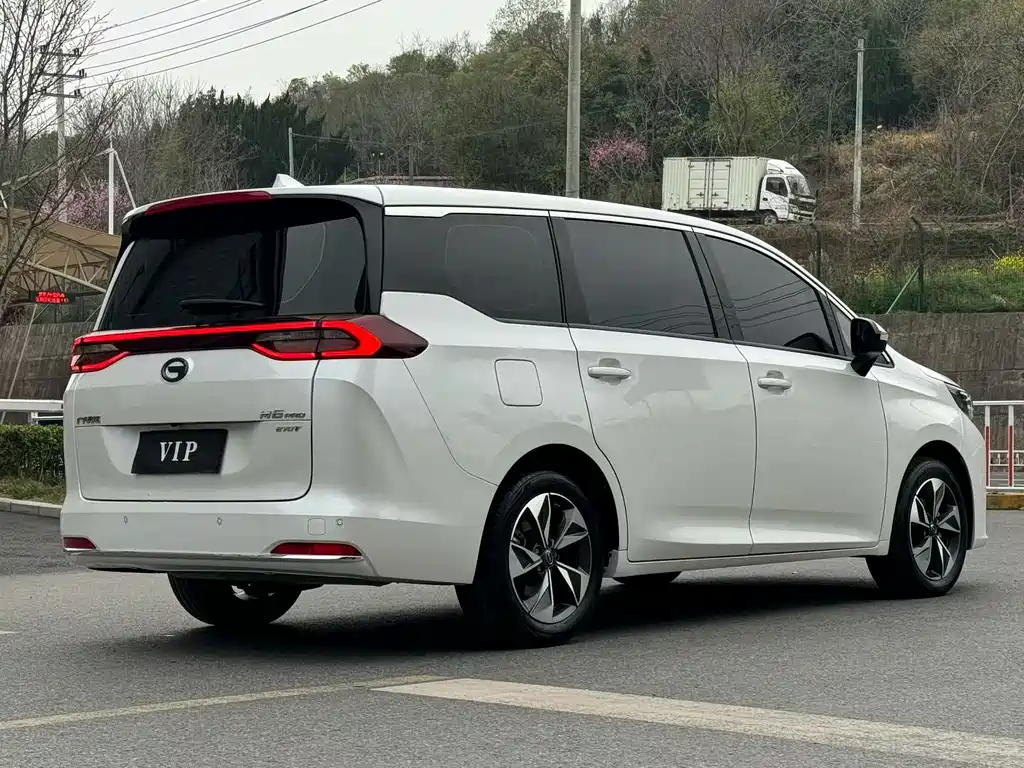 GAC Motor Trumpchi M6 2024 — фото 7