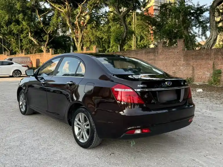 Geely Emgrand 2017