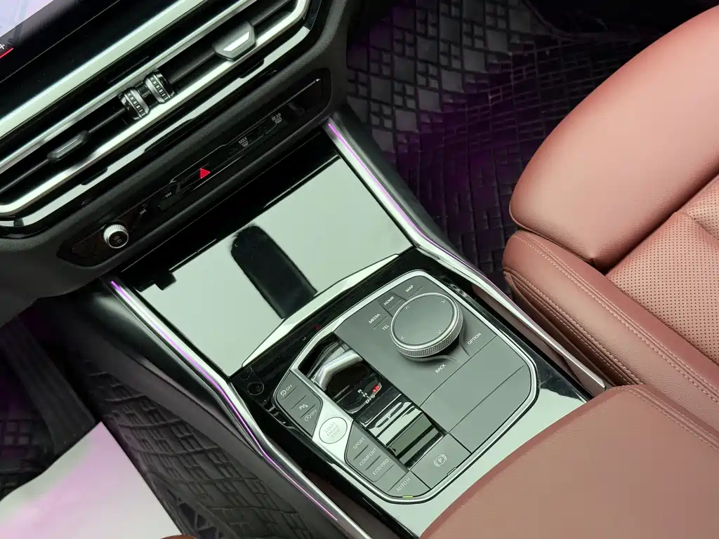 BMW 3 Series 2023 — фото 19