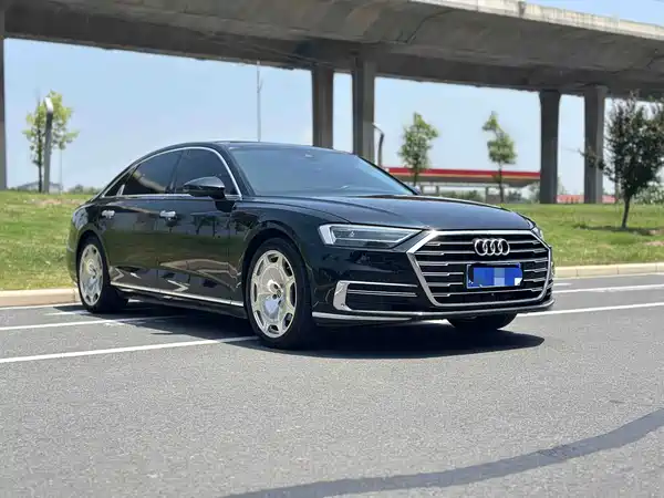 Audi A8 2022