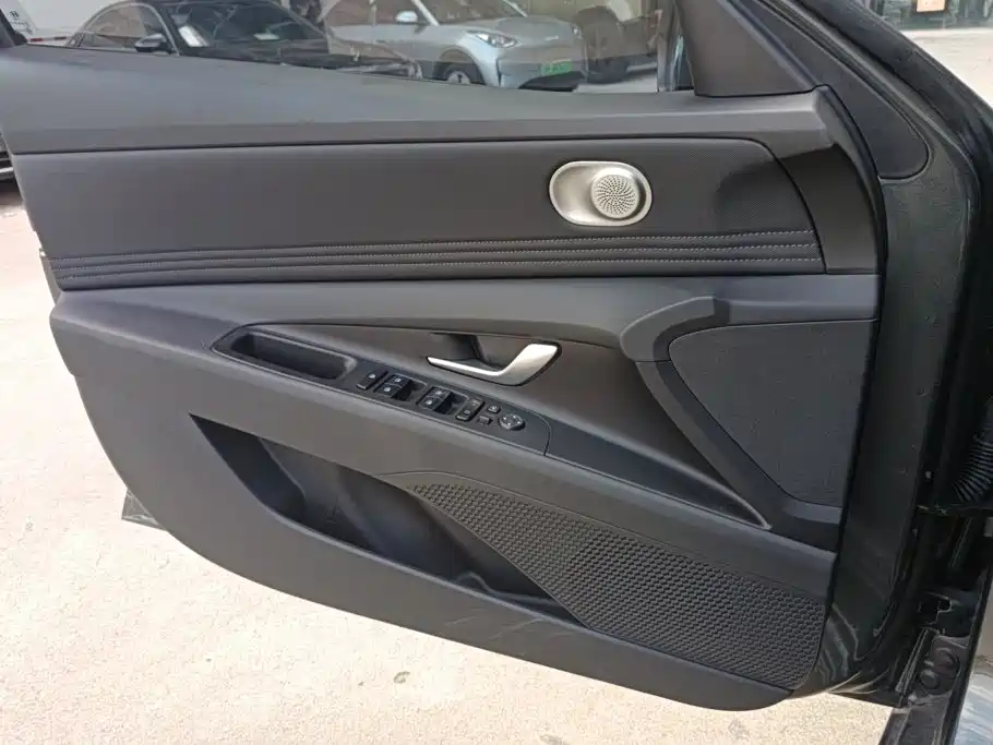 Hyundai Elantra 2026