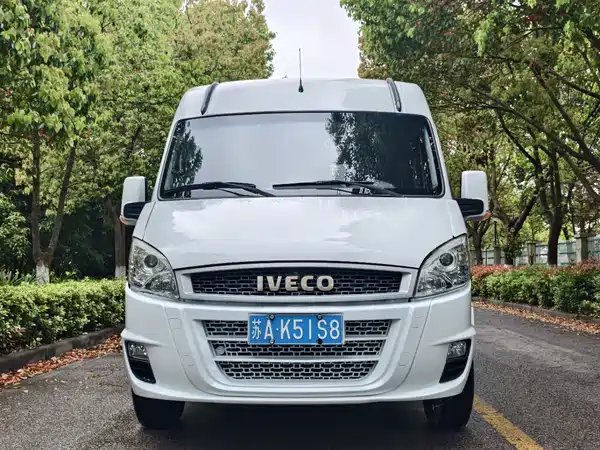 Iveco Bodhi 2016