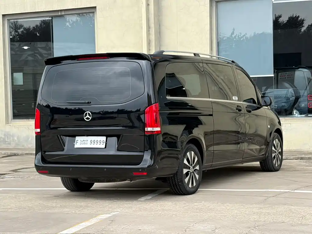 Mercedes-Benz Vito 2022 — фото 11