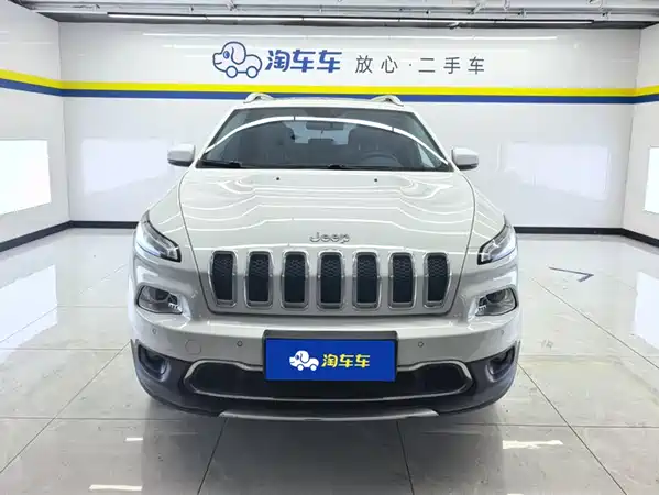 Jeep Cherokee 2016