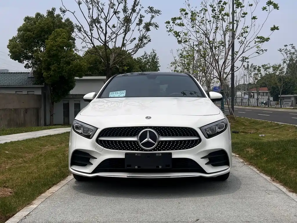 Mercedes-Benz A-Class 2021 — фото 2