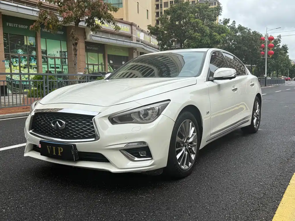 Infiniti Q50L 2018 — фото 1