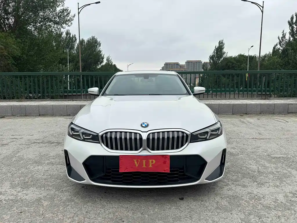 BMW 3 Series 2023