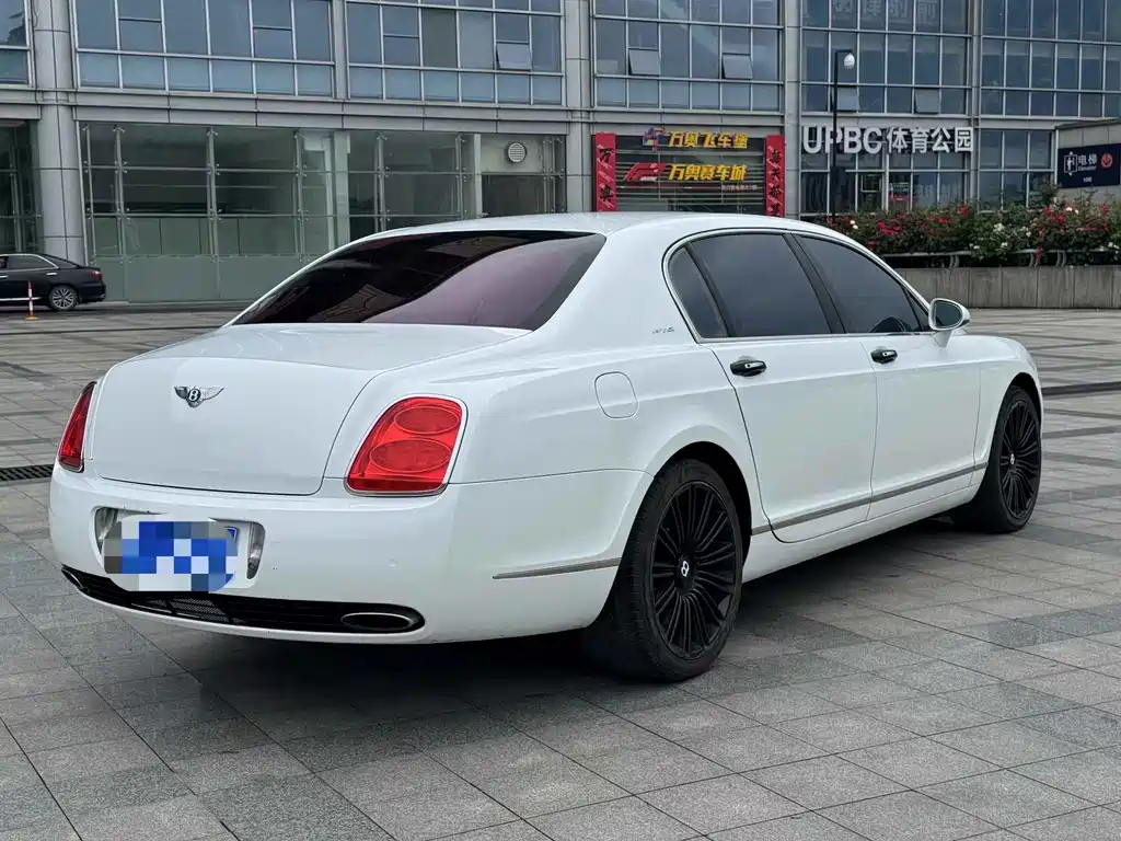 Bentley Flying Spur 2007 — фото 2