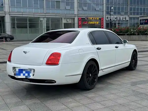 Bentley Flying Spur 2005