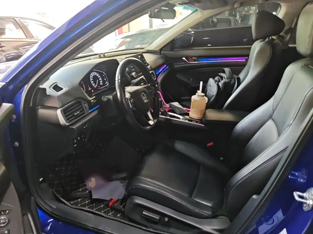 Honda Accord 2018 — фото 15