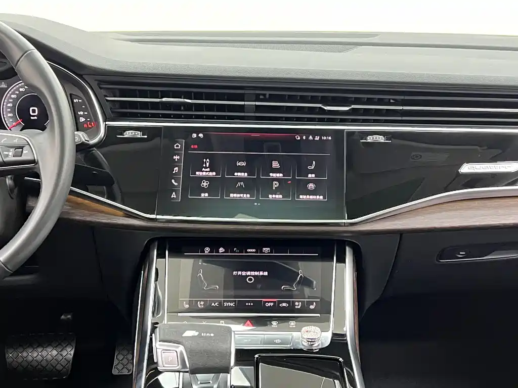 Audi Q7 2021 — фото 22