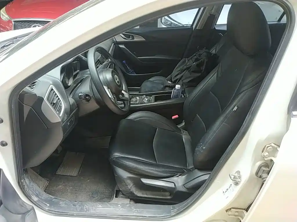 Mazda 3 Angkesela 2018 — фото 15