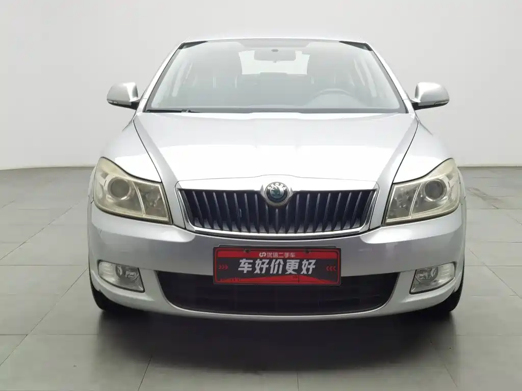 Skoda Octavia 2013 — фото 3
