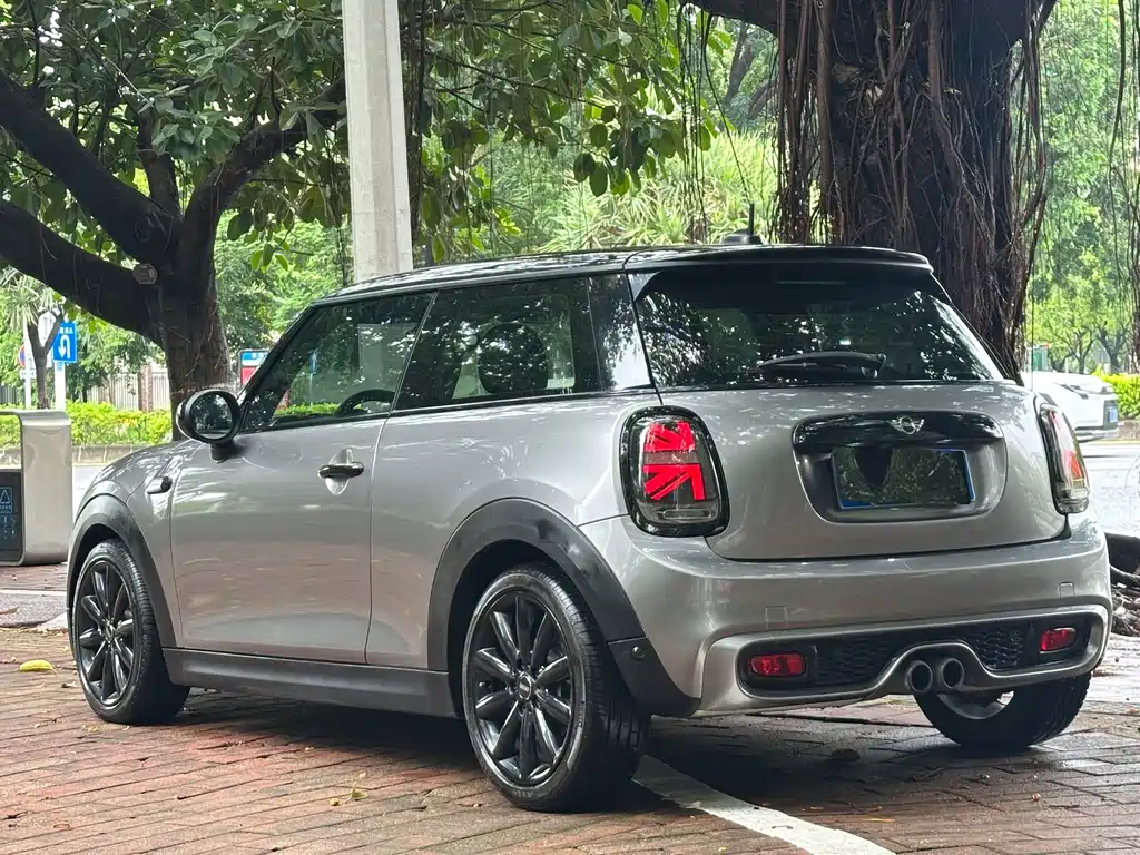 MINI MINI 2017