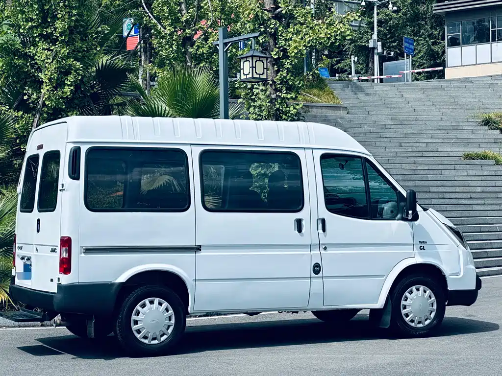 JMC Tesla 2017