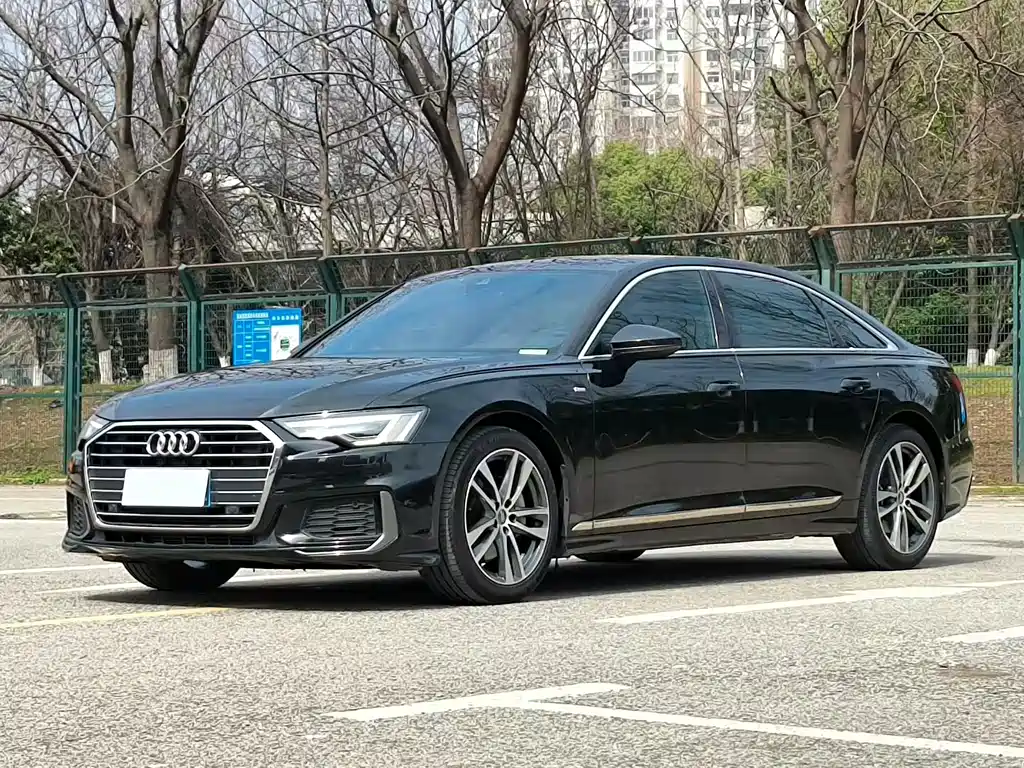 Audi A6L 2021 — фото 1