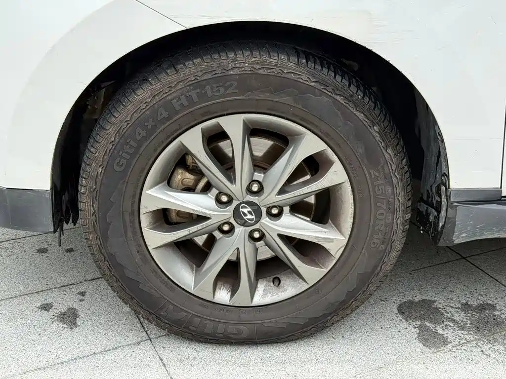 Hyundai ix35 2014 — фото 12