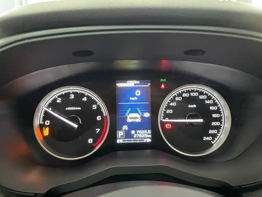 Subaru Forester 2022 — фото 13