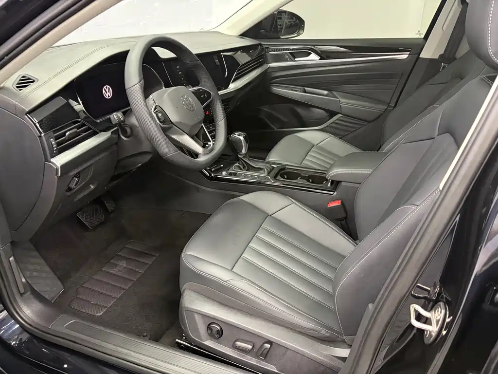 Volkswagen Passat 2022