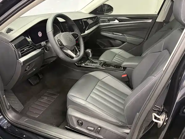 Volkswagen Passat 2022