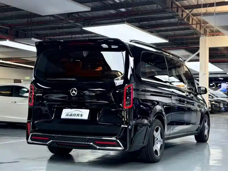 Mercedes-Benz Vito 2022 — фото 11