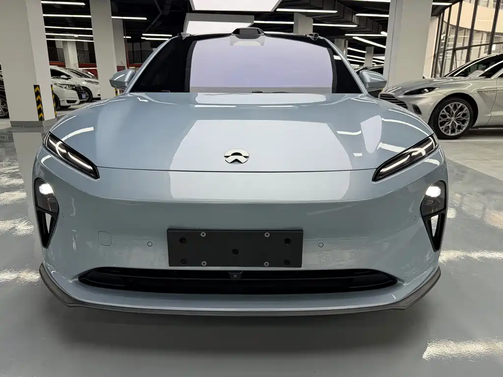 NIO ET5 2023