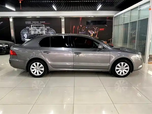 Skoda Superb 2010