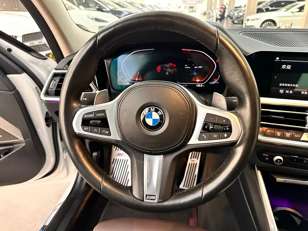 BMW 3 Series 2022 — фото 10