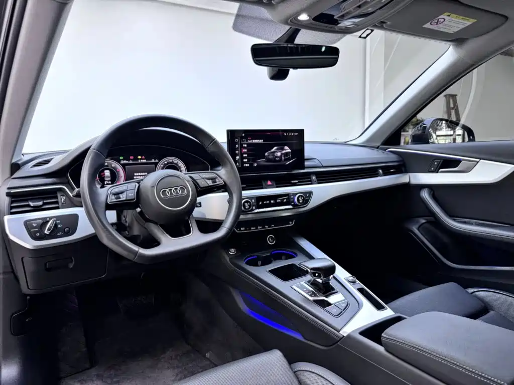 Audi A4L 2023 — фото 16