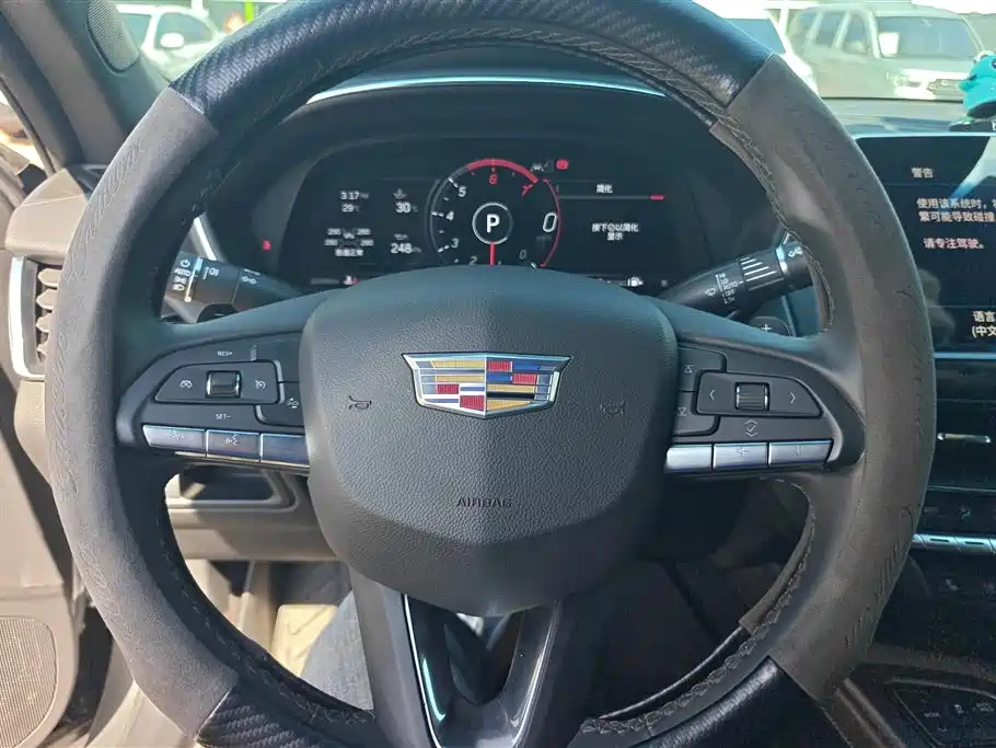 Cadillac CT5 2023 — фото 15