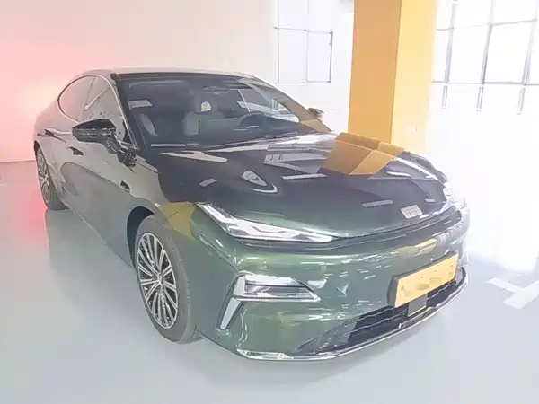Geely Galaxy Starshine 8 2025