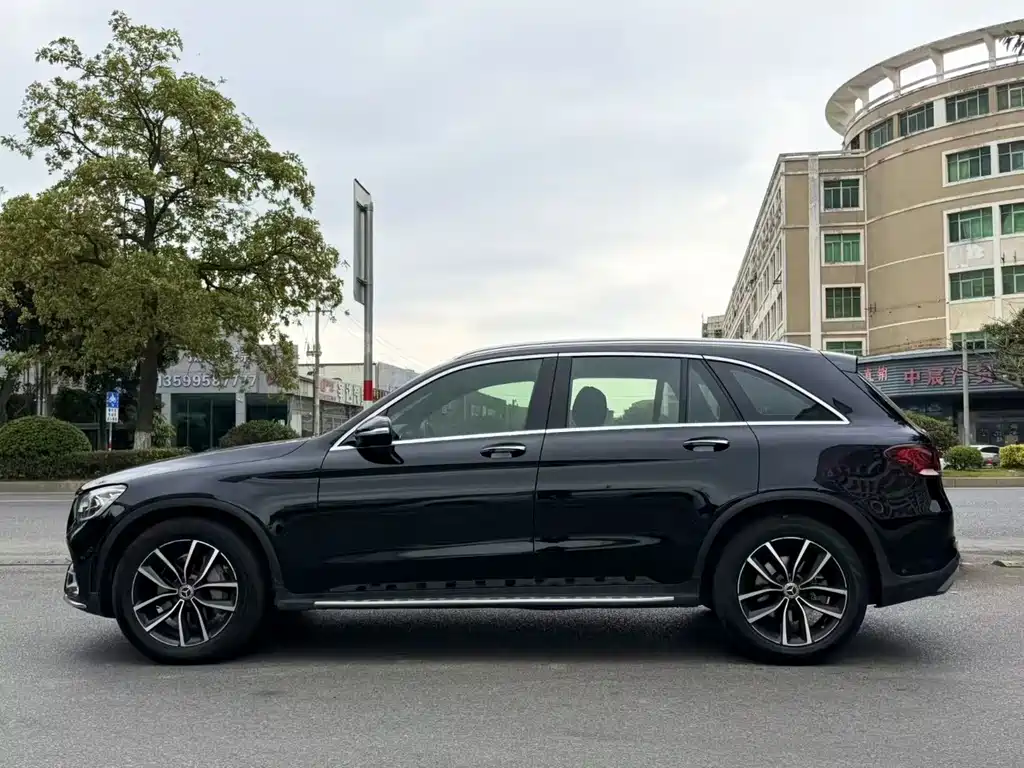 Mercedes-Benz GLC 2020 — фото 3