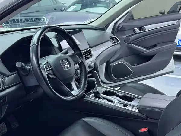 Honda Accord 2022