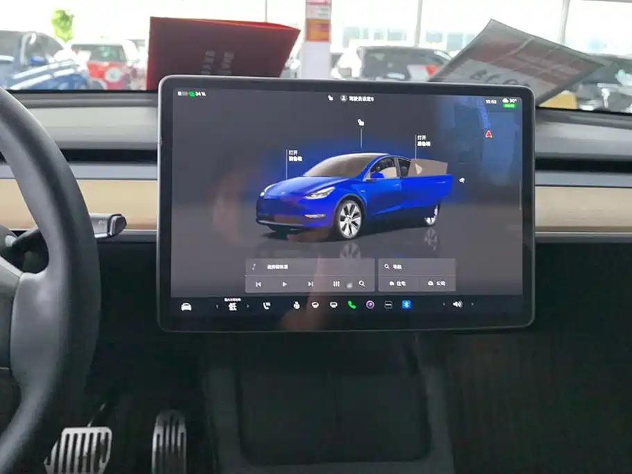 Tesla Model Y 2023 — фото 13