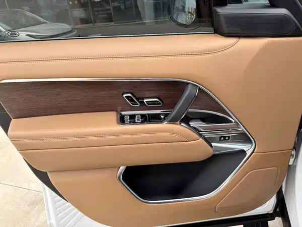 Land Rover Range Rover 2023