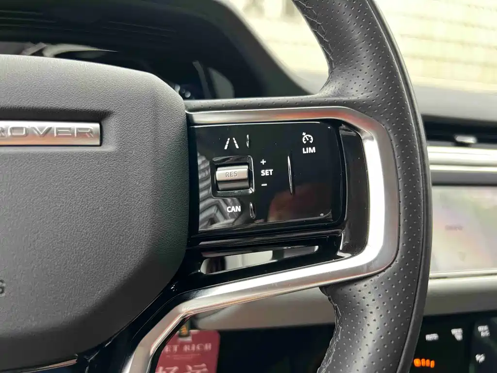 Land Rover Evoque 2022 — фото 28