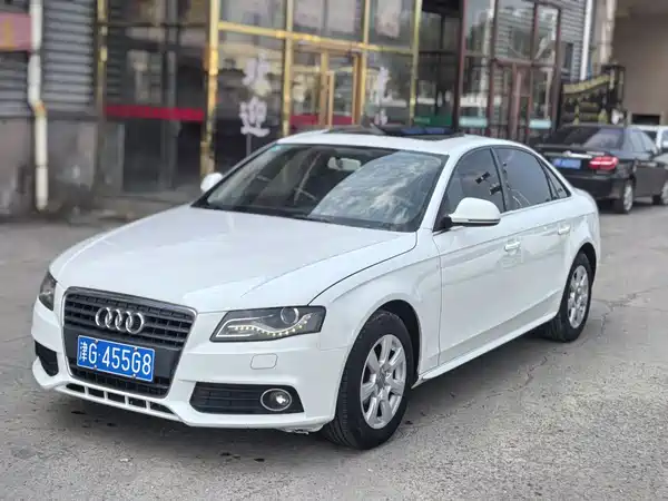 Audi A4L 2011